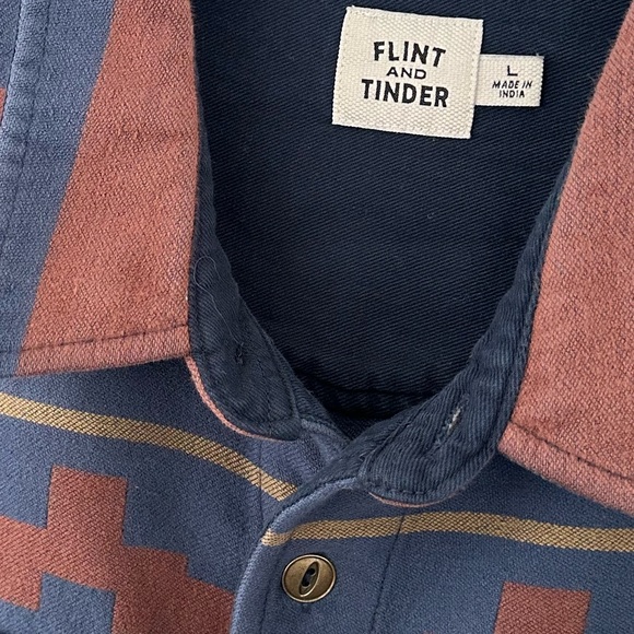 Flint and Tinder • Brushed Blanket Shirt Jacket in the Southwestern Nightfall - Picture 6 of 6